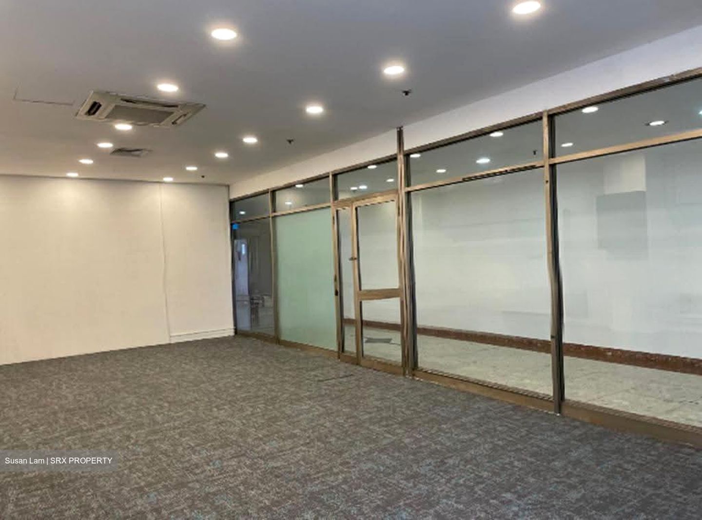 High Street Centre (D6), Office #638991511